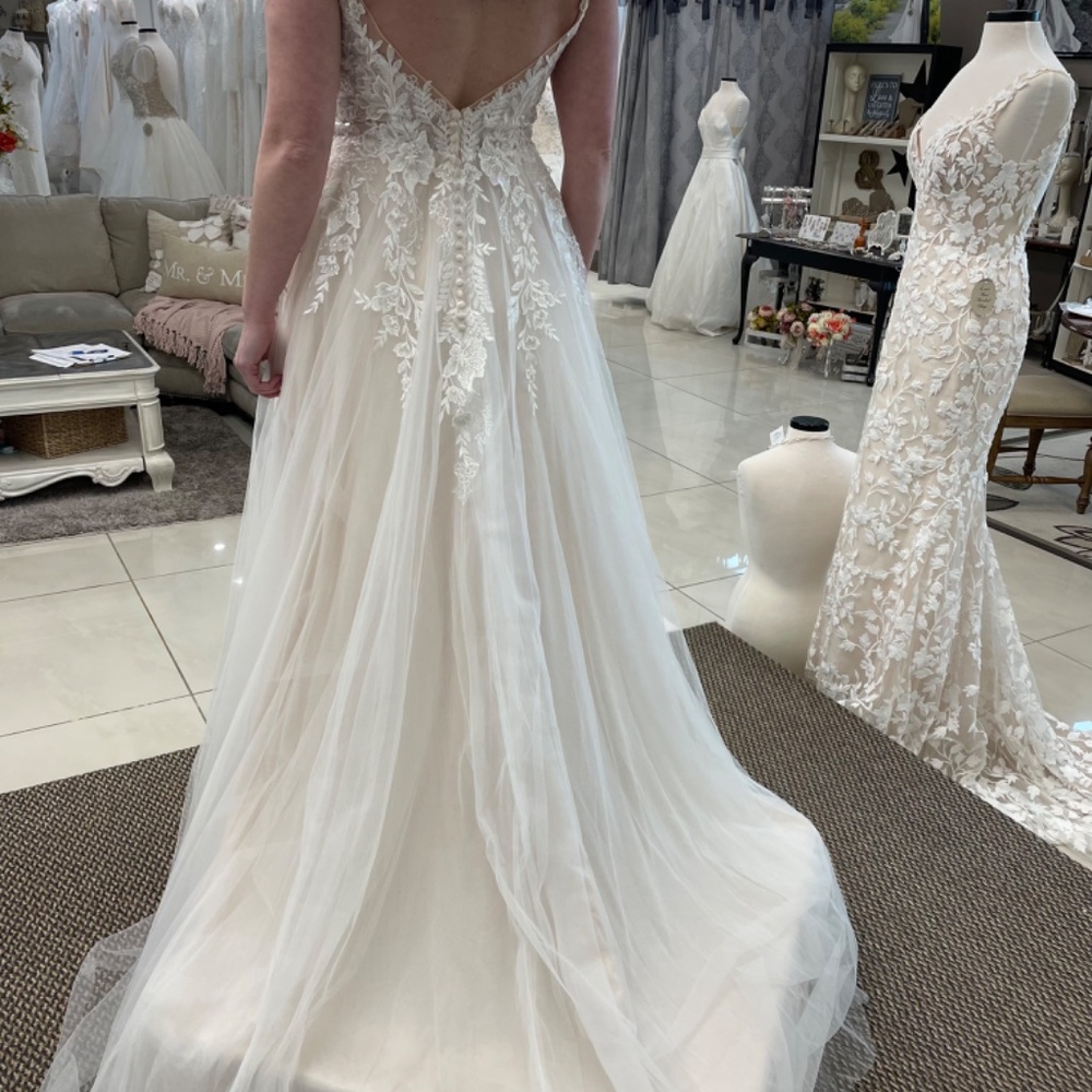 Moonlight Wedding Dress T937